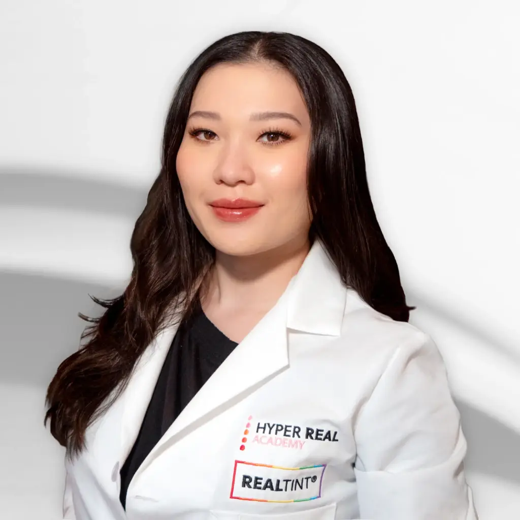 Abstract white background with soft curves and gradients. Minimal high-key image with no distinct objects, people, or text. Likely placeholder image or blank background, not a PMU procedure or student photo.